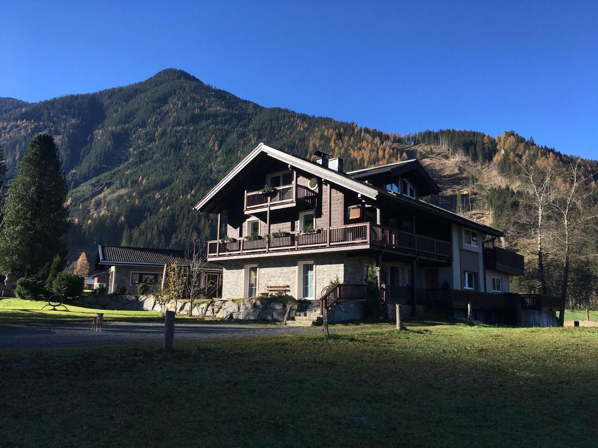 Apartment In Neukirchen Am Gro Venediger Wald im Pinzgau Exterior foto